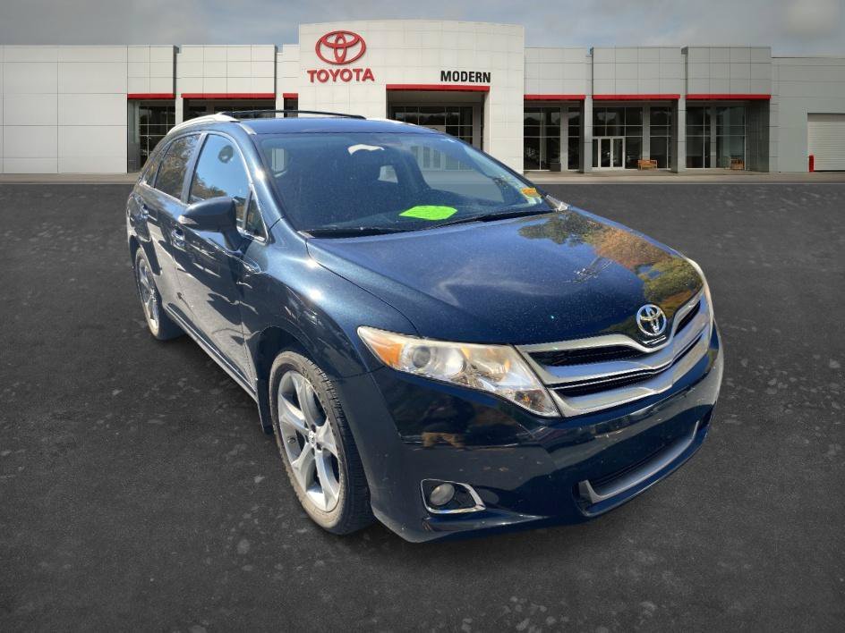 Used 2013 Cosmic Gray Mica Toyota XLE image 3