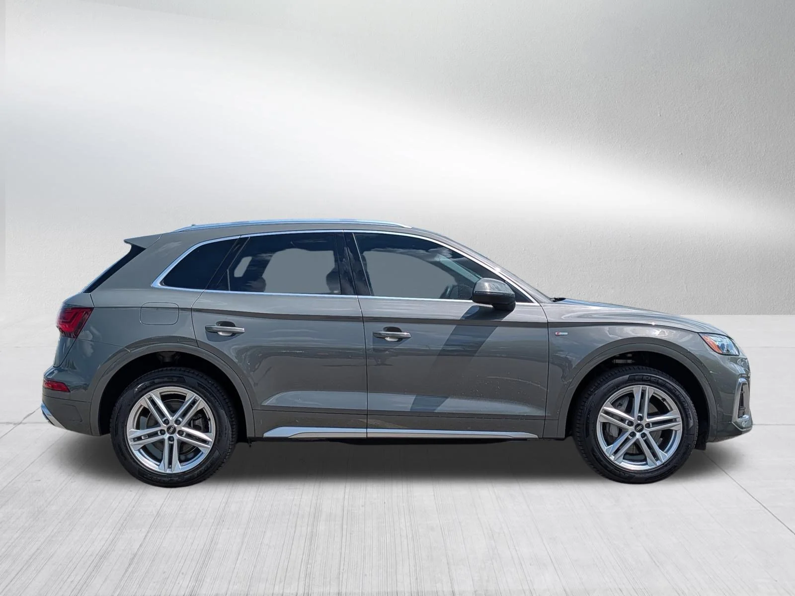 2023 Audi Q5 Premium - Photo 8