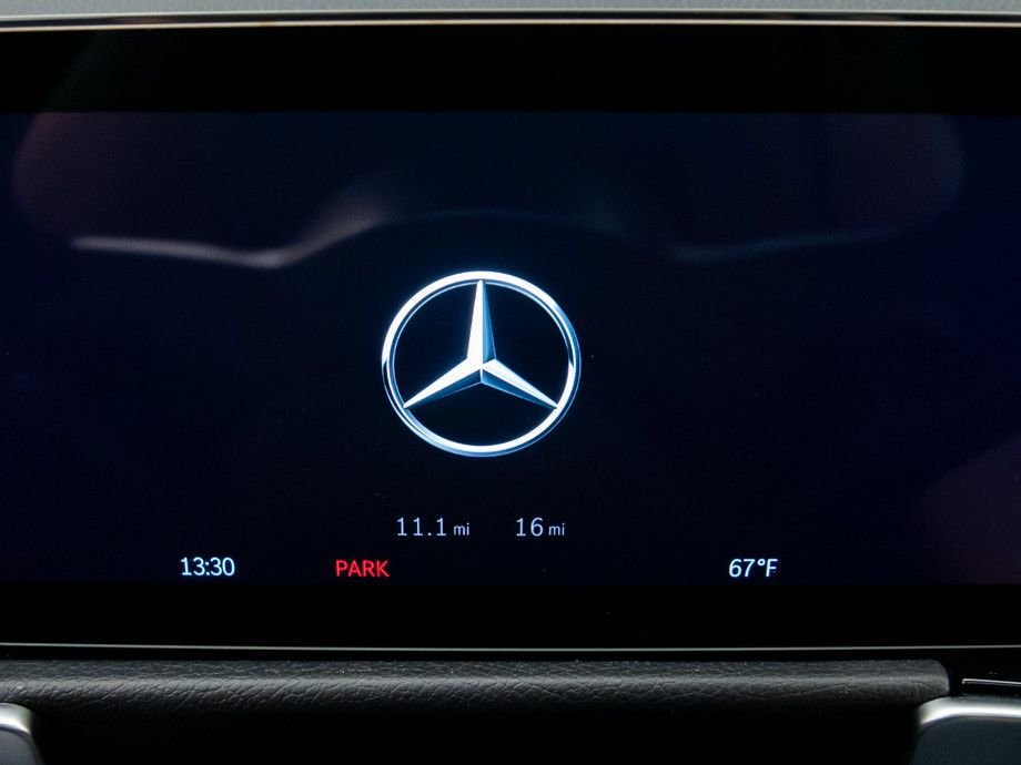 New 2026 Night Black Mercedes-Benz GLB 250 image 23