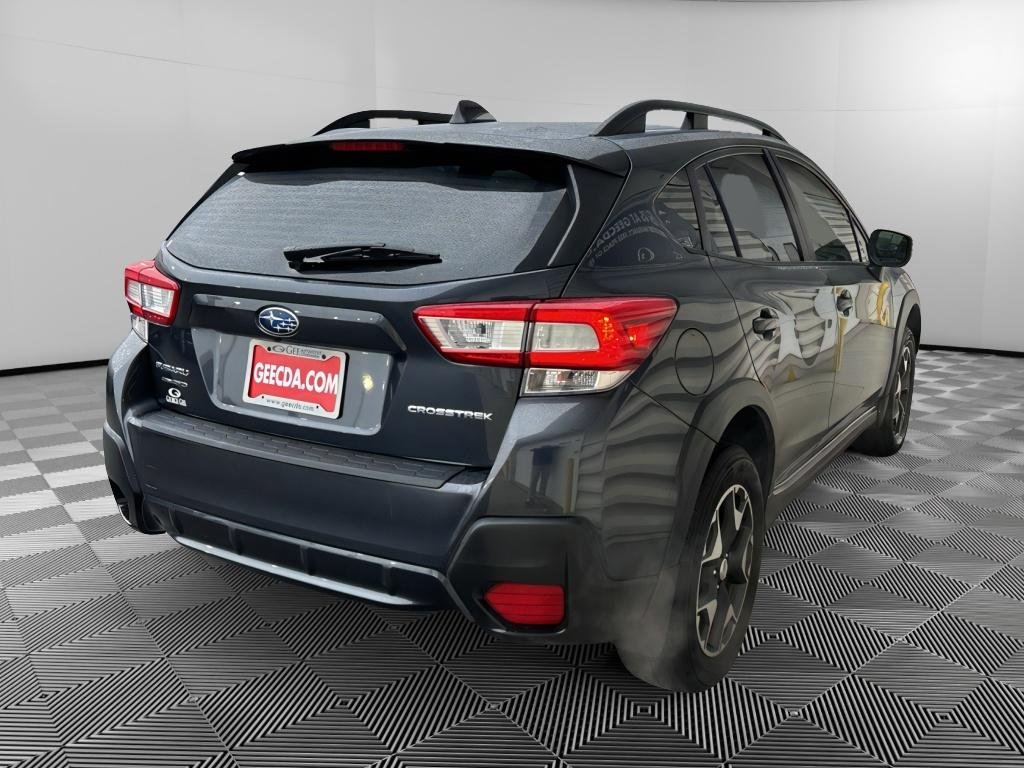 Used 2018 Dark Gray Metallic Subaru Premium image 4