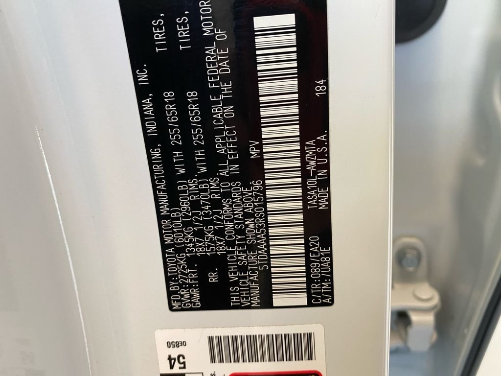 Used 2024 White Toyota XLE image 18