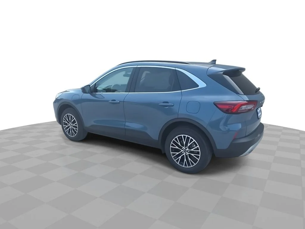 Used 2025 Blue Ford Base image 6