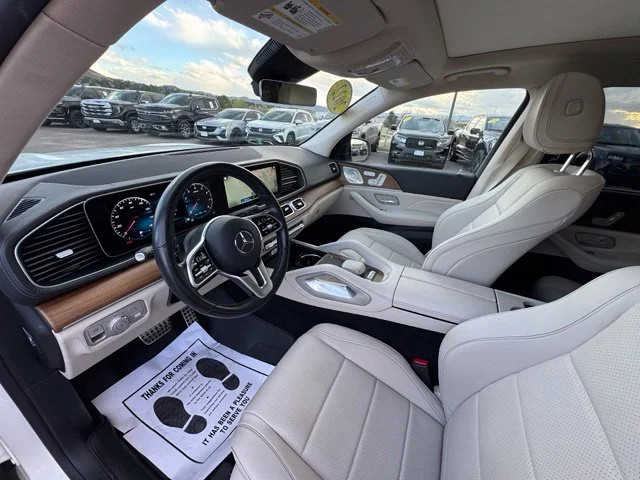 Used 2022 White Mercedes-Benz 4MATIC® image 12