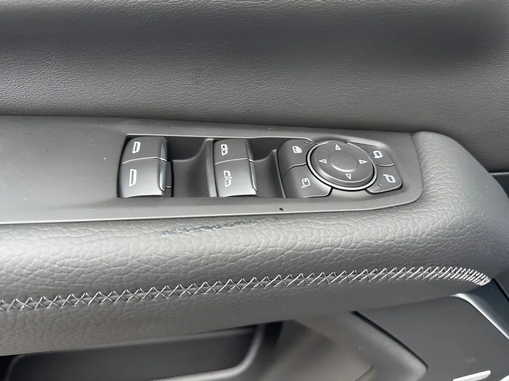 New 2026 Summit White GMC Denali image 28