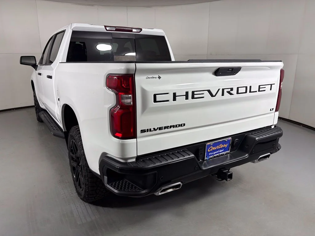 Used 2022 White Chevrolet LT Trail Boss image 7