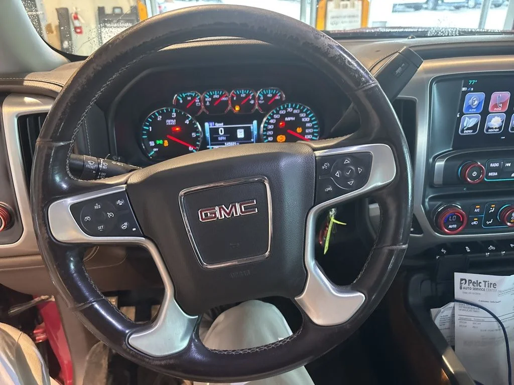 Used 2018 Red GMC SLT image 28