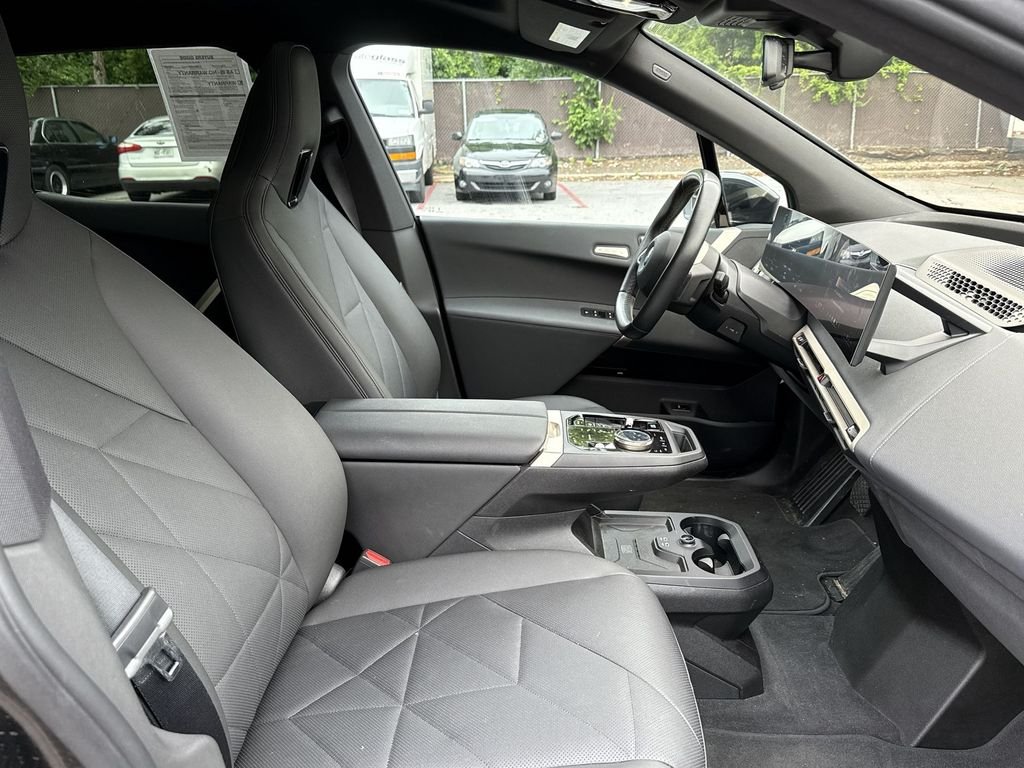 Certified Used 2024 Black BMW xDrive50 image 21