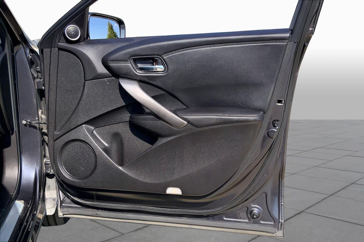 Used 2015 Graphite Luster Metallic Acura  image 23