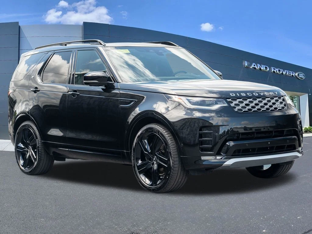 New 2026 Santorini Black Land Rover  image 3
