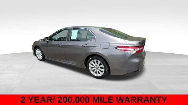 Used 2018 Gray Toyota LE image 8