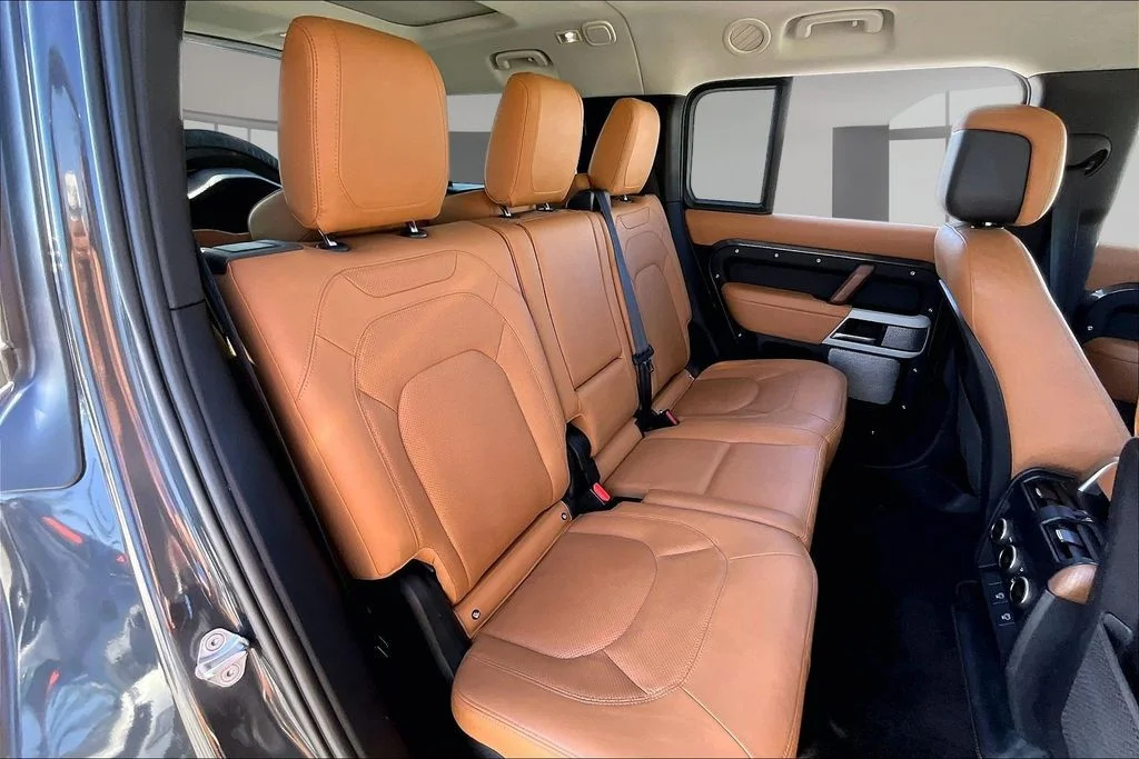 Used 2023 Gray Land Rover First Edition image 23