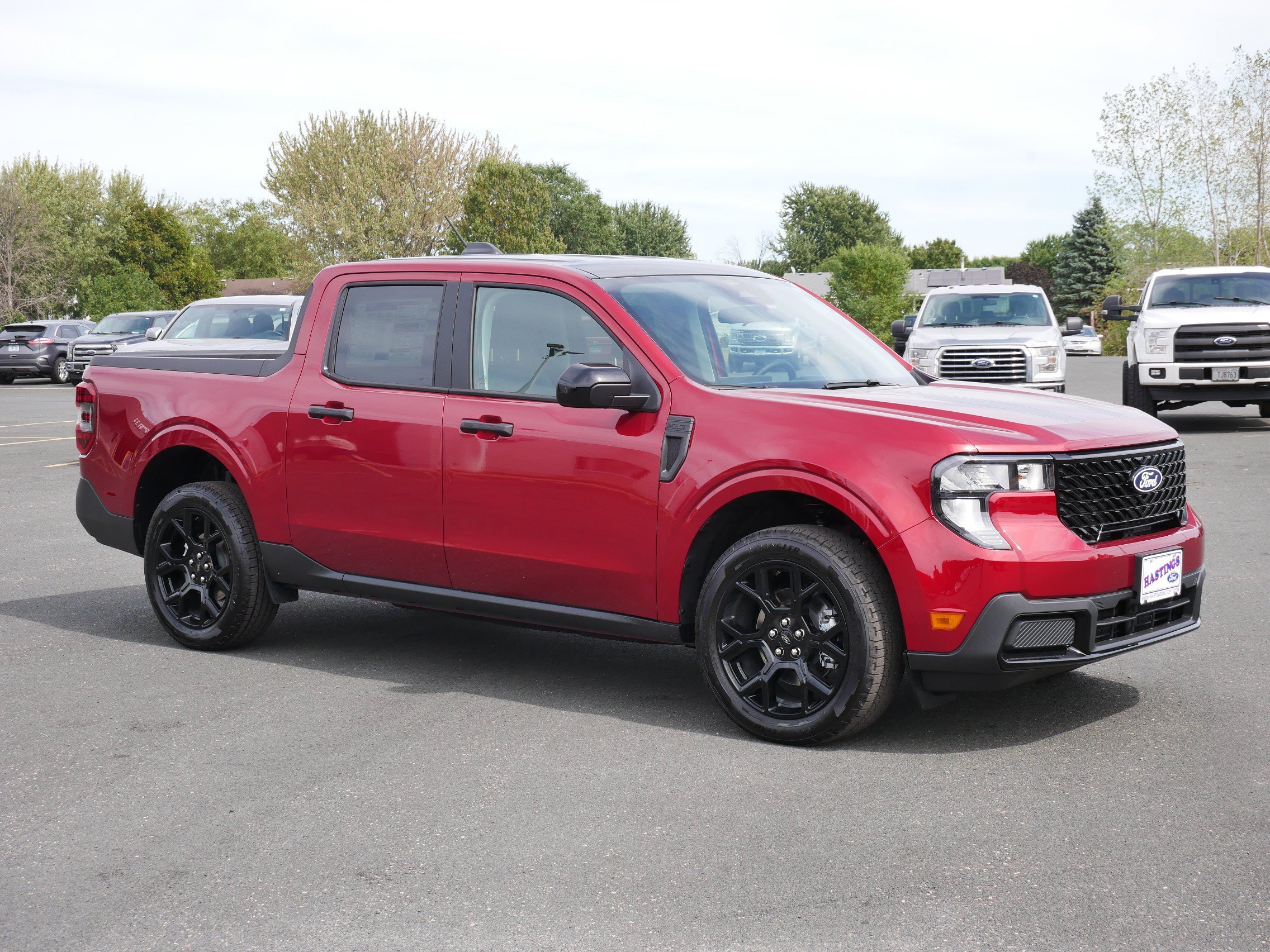 New 2026 Ruby Red Metallic Tinted Clearcoat Ford XLT image 4