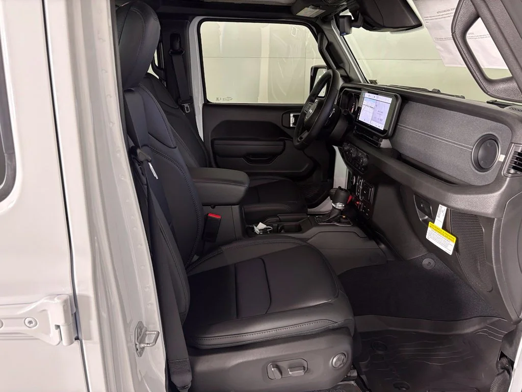 New 2027 White Jeep Willys 392 image 42