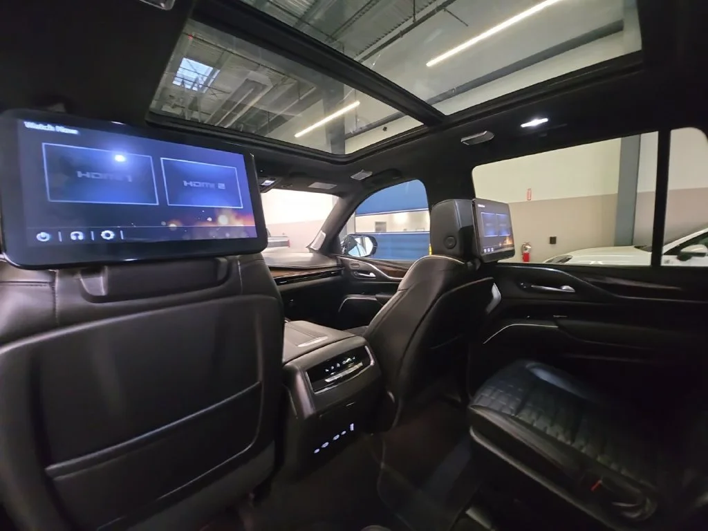 Used 2023 Black Raven Cadillac Premium Luxury Platinum image 29