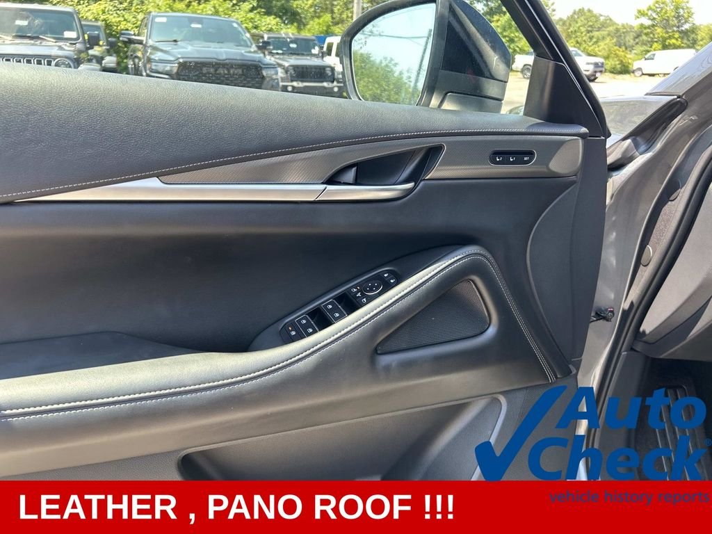 Used 2023 Gray INFINITI LUXE image 14