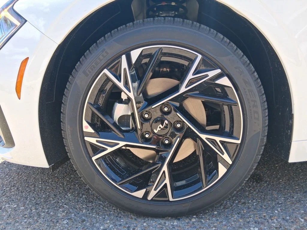 New 2026 White Kia GT-Line image 18