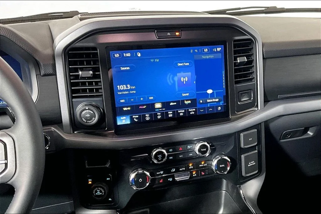 New 2026 Agate Black Metallic Ford XLT image 7