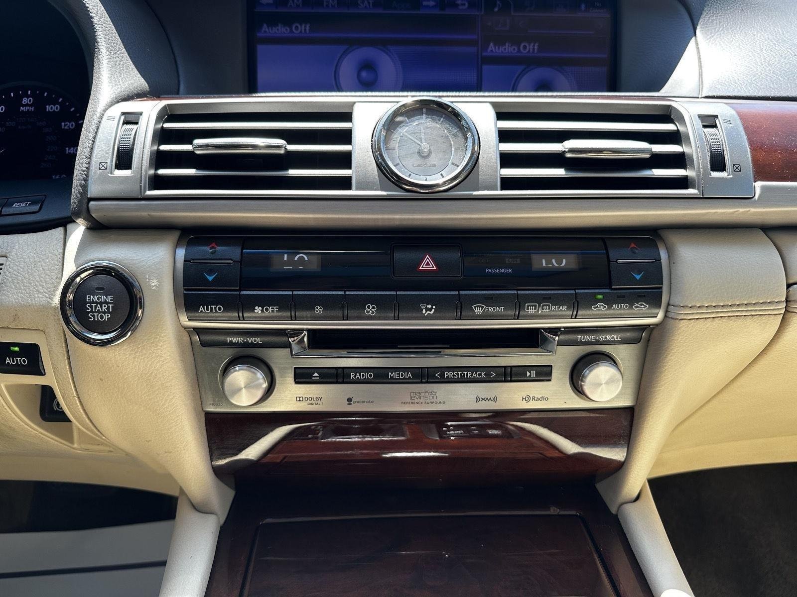 Used 2013 Satin Cashmere Metallic Lexus  image 17