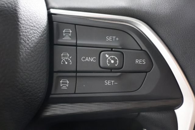 2025 Jeep Grand Cherokee Altitude - Photo 12