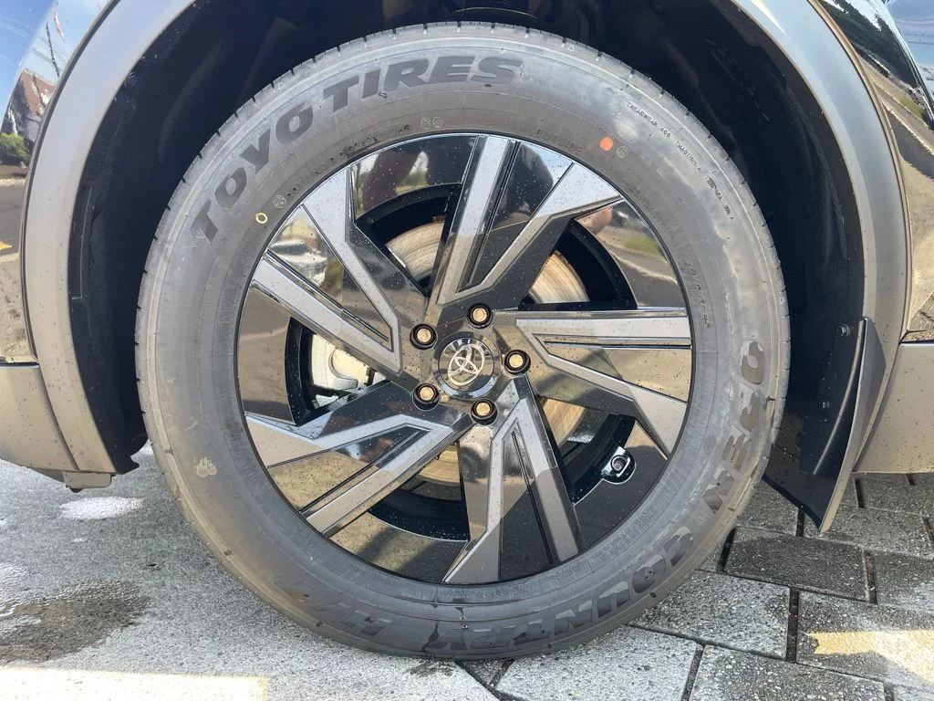 New 2026 Midnight Black Metallic Toyota SE image 11