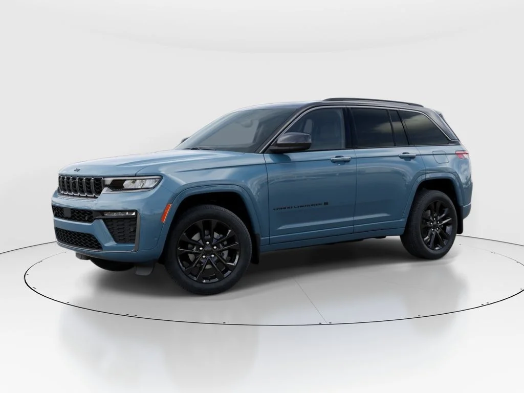 New 2026 Steel Blue Exterior Paint Jeep Limited Reserve image 2