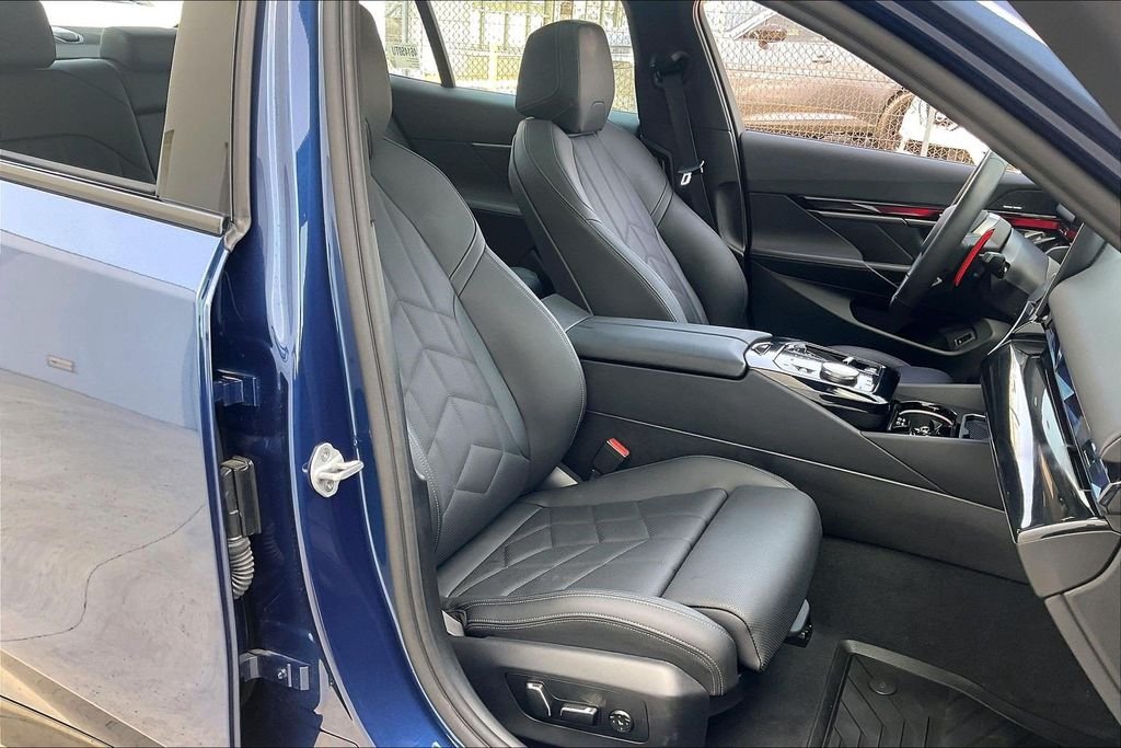 Used 2026 Blue BMW 550e xDrive image 6