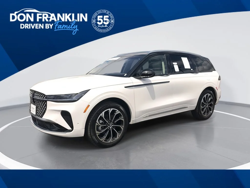 2024 Lincoln Nautilus Reserve AWD's photo