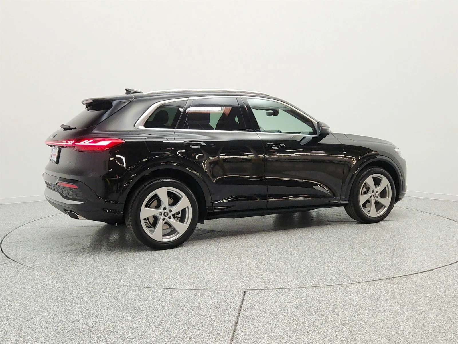 Used 2025 Mythos Black Metallic Audi Prestige 2.0 TFSI quattro image 5