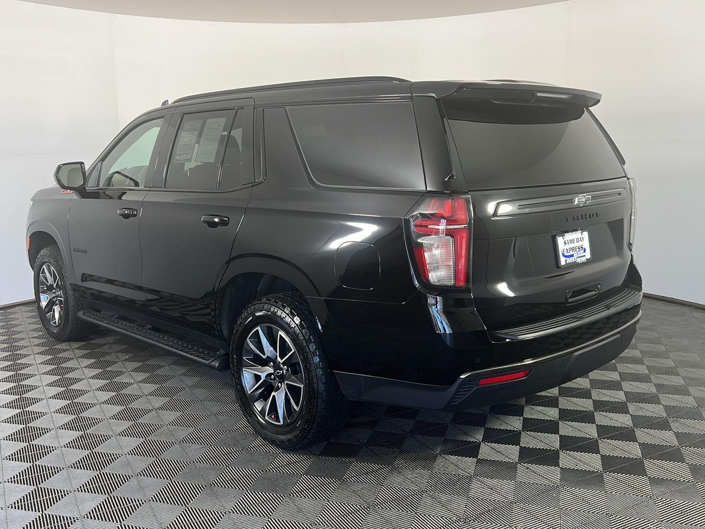 Used 2022 Black Chevrolet Z71 image 4