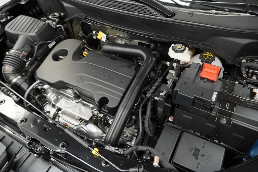 New 2027 Mosaic Black Metallic Chevrolet LT image 41