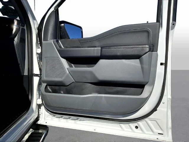 Used 2025 White Ford XLT image 29