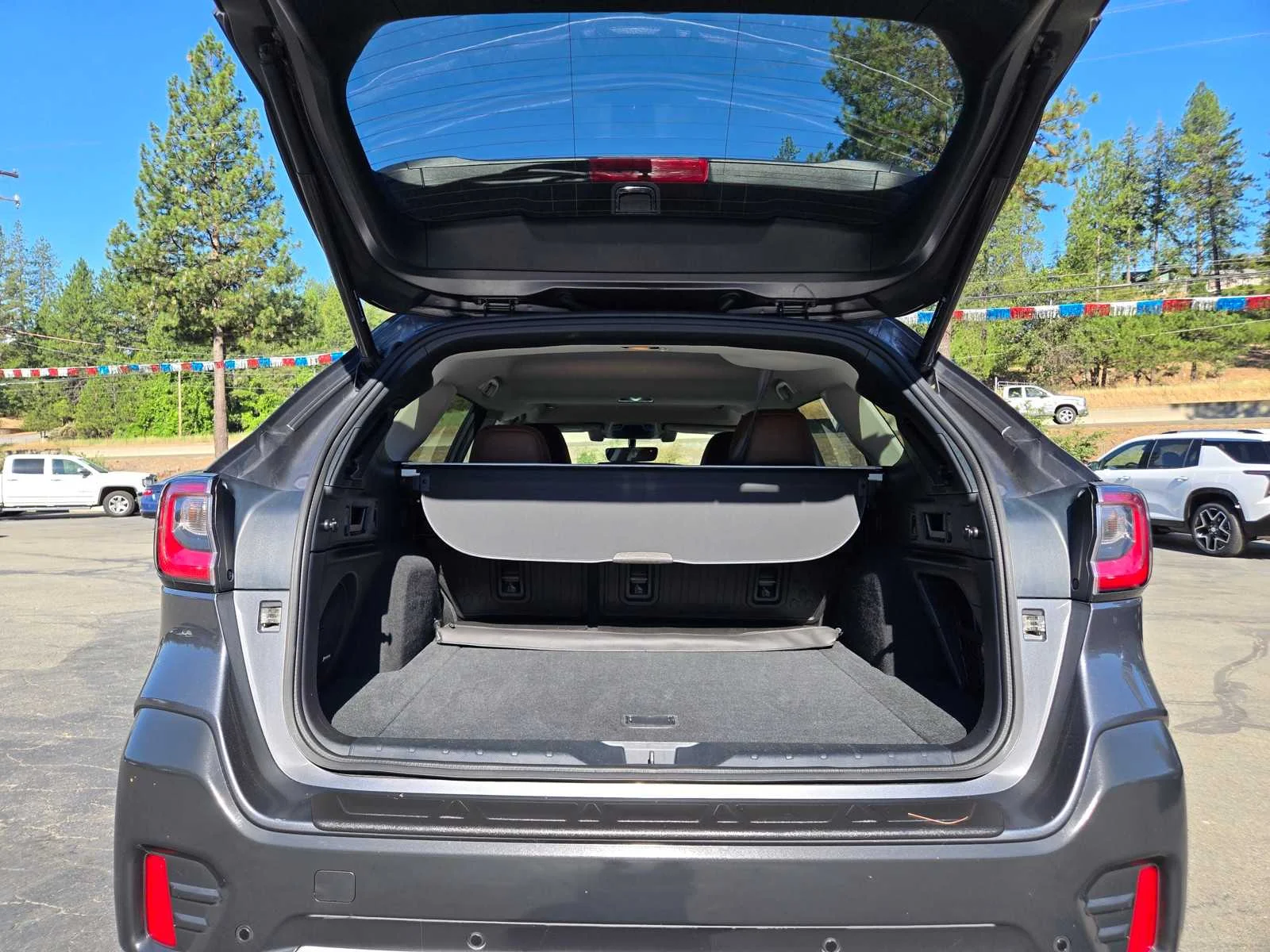 Used 2021  Subaru Touring XT image 26