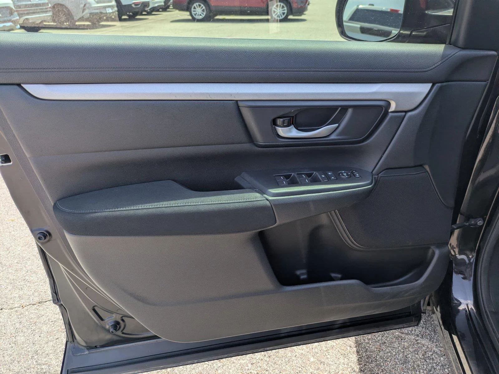 Used 2019 Crystal Black Pearl Honda LX image 8