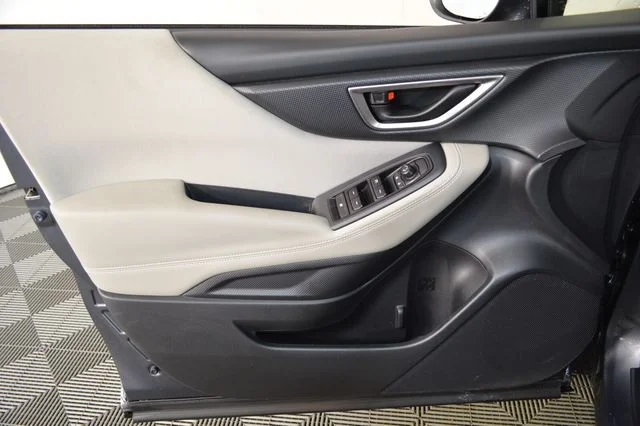 Used 2024 Gray Subaru Base image 22