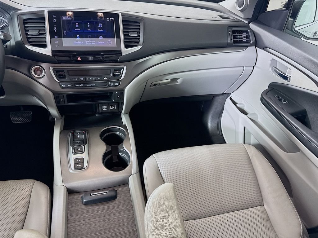 Used 2020 Modern Steel Metallic Honda RTL image 23