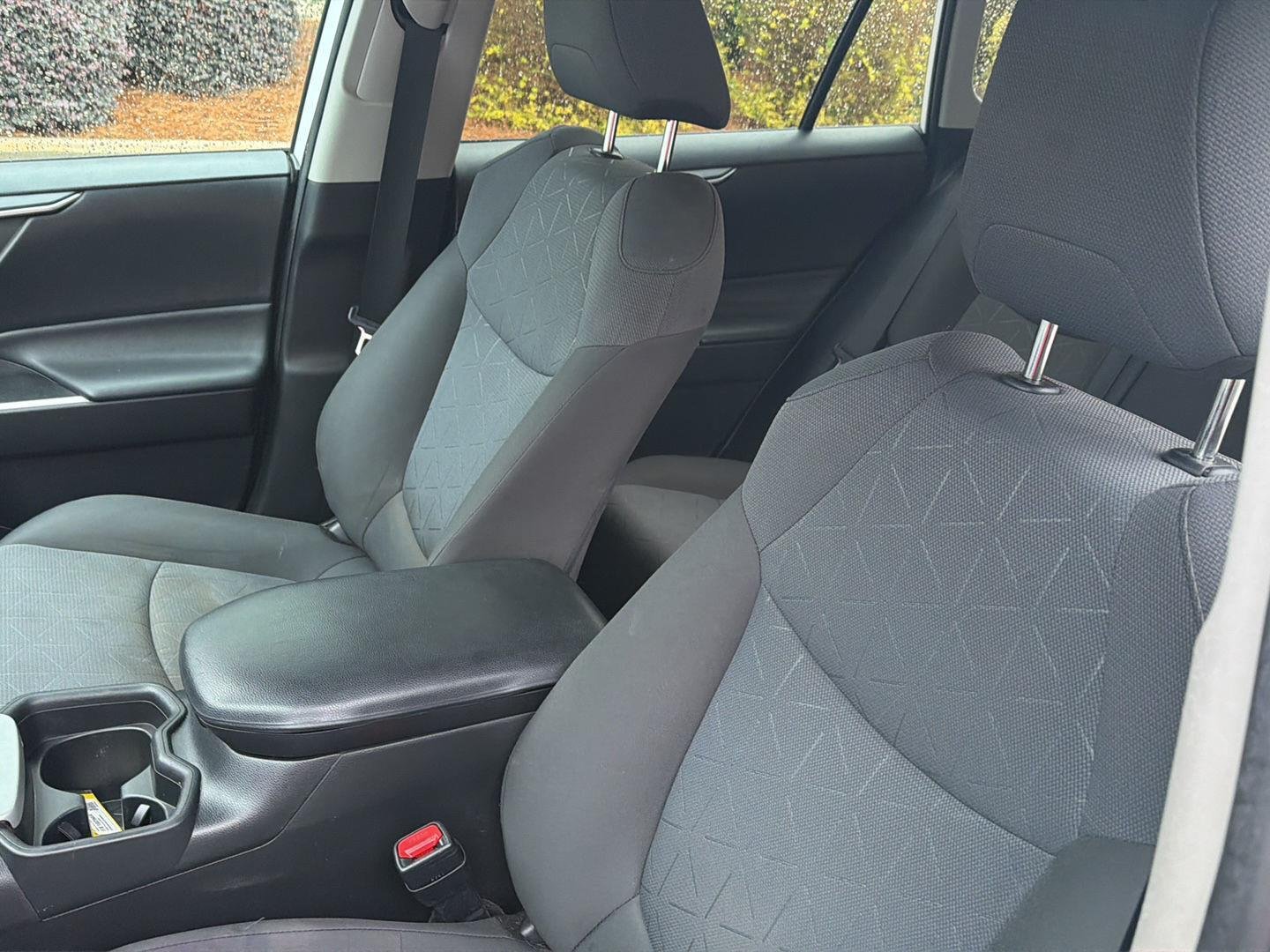 Used 2020 Super White Toyota XLE image 26