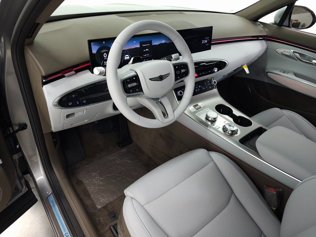 Used 2026 Silver Genesis 2.5T Advanced image 9