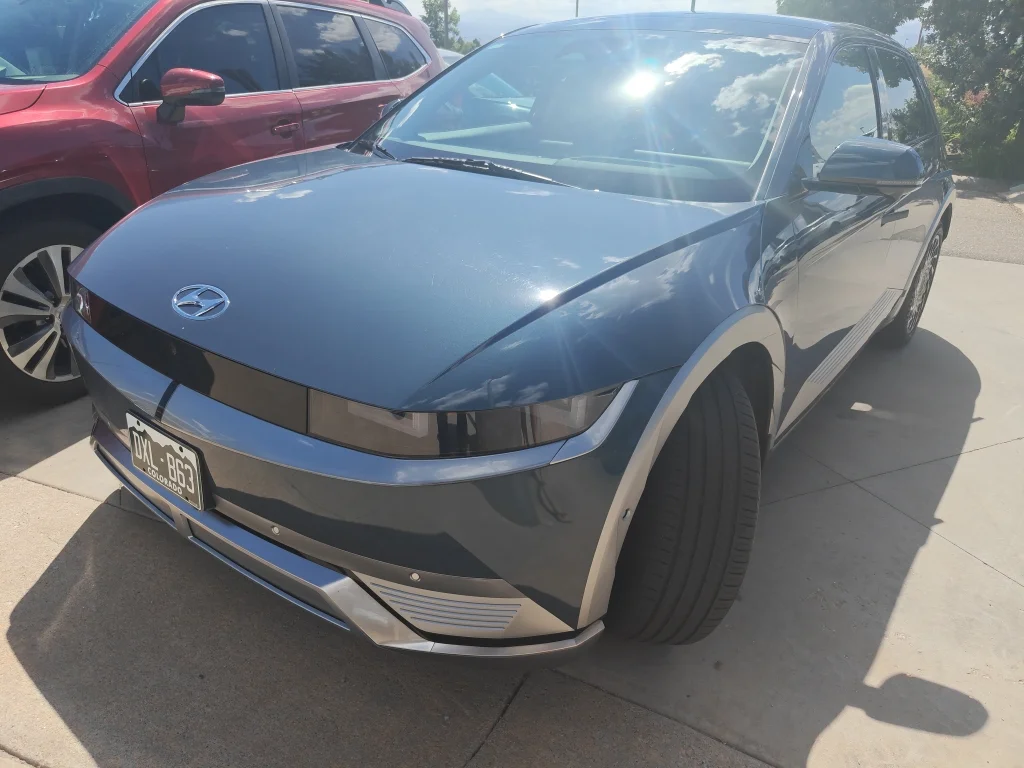 Used 2023 Digital Teal Hyundai Limited image 1
