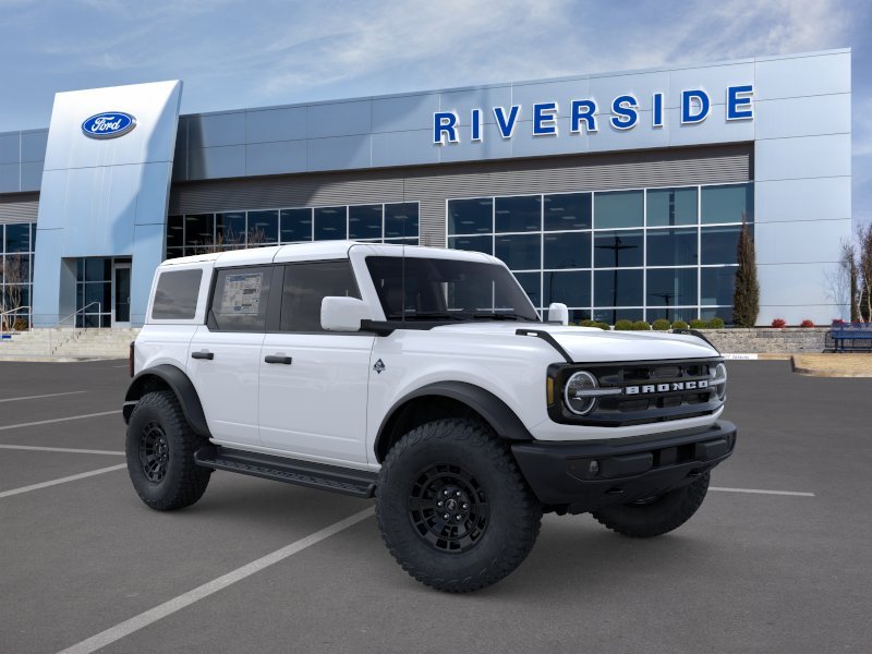2026 Ford Bronco Outer Banks 4x4's photo