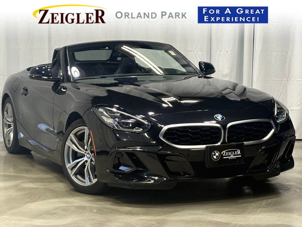 Used 2026 Black BMW sDrive30i image 1