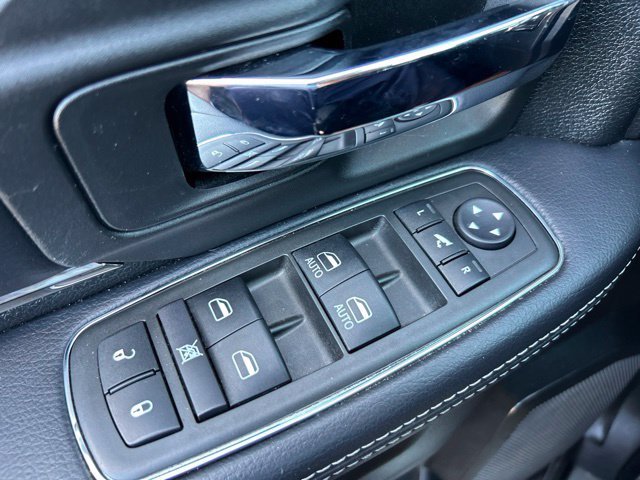 Used 2015 Gray Ram Sport image 18