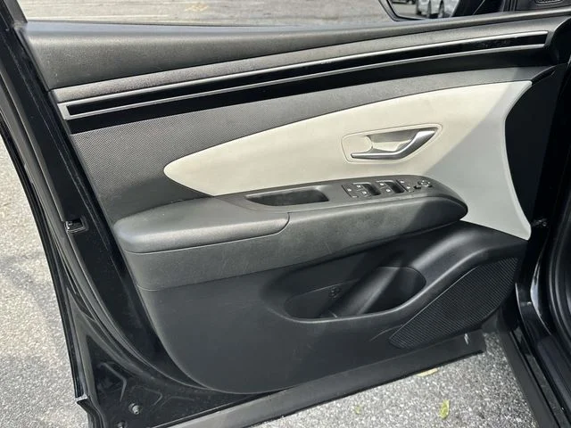 Used 2024 Black Hyundai SEL image 27