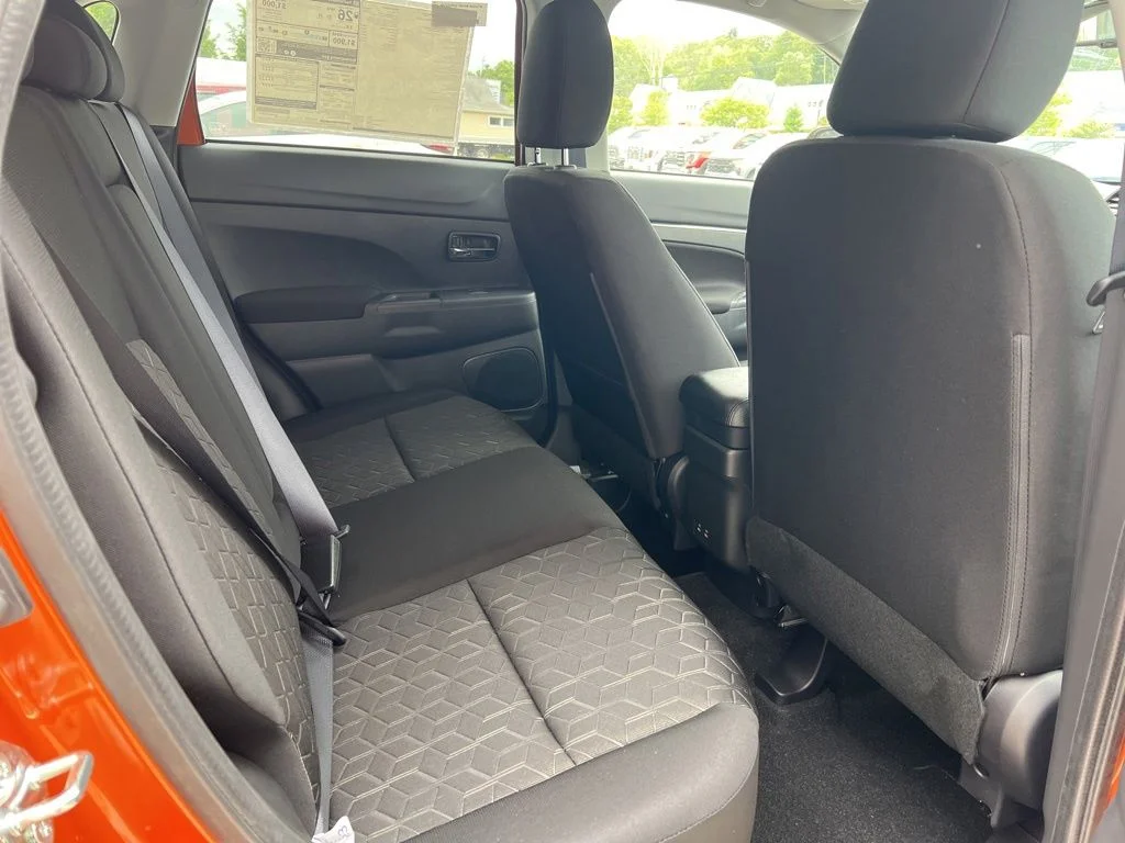 New 2026 Orange Mitsubishi 2.0 LE image 32