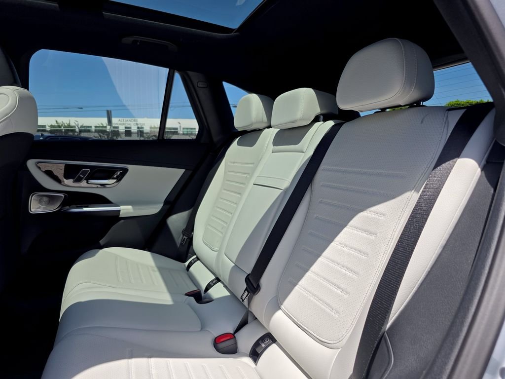 New 2026 Silver Mercedes-Benz GLC 300 image 15