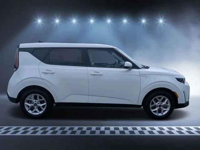 Used 2025 Kia Soul LX with VIN KNDJ23AU6S7965067 for sale in Lake City, FL