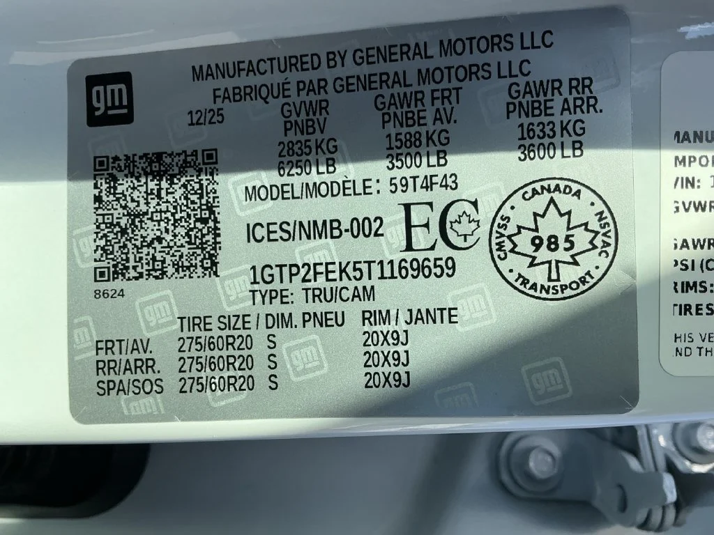 Certified Used 2026 Summit White GMC Denali image 31
