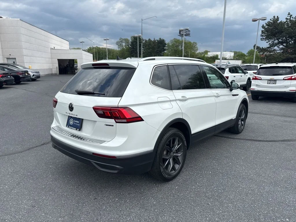 Certified Used 2023 Opal White Volkswagen 2.0T SE image 22