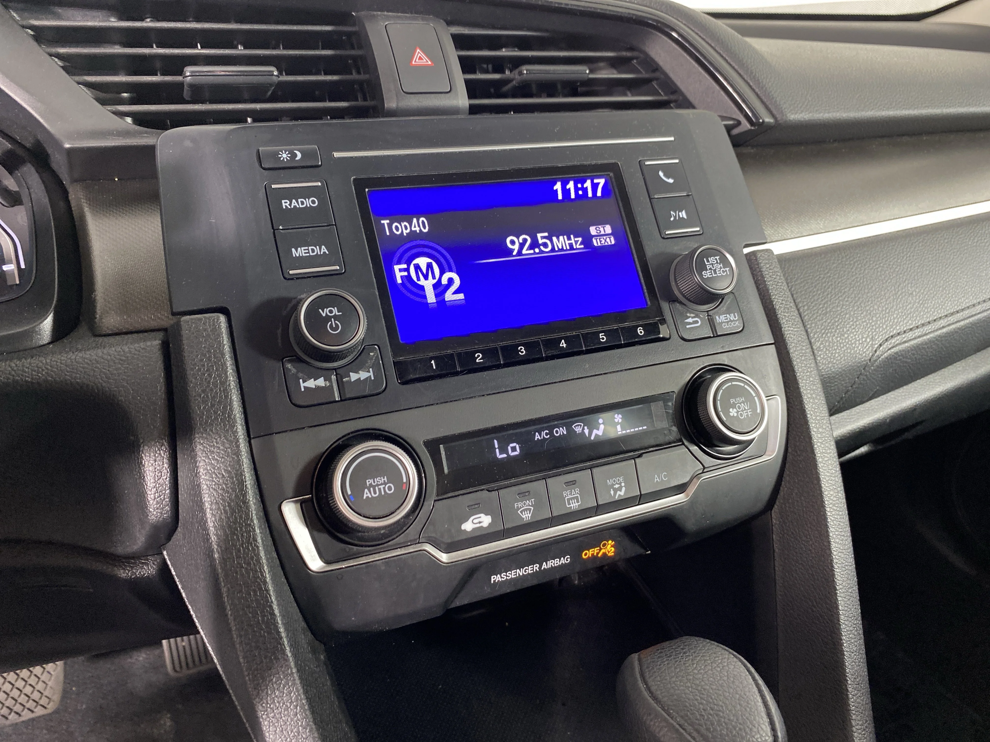 Used 2019 White Honda LX image 27
