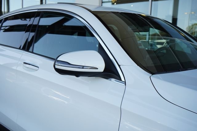 Certified Used 2023  Mercedes-Benz GLC 300 Coupe image 11