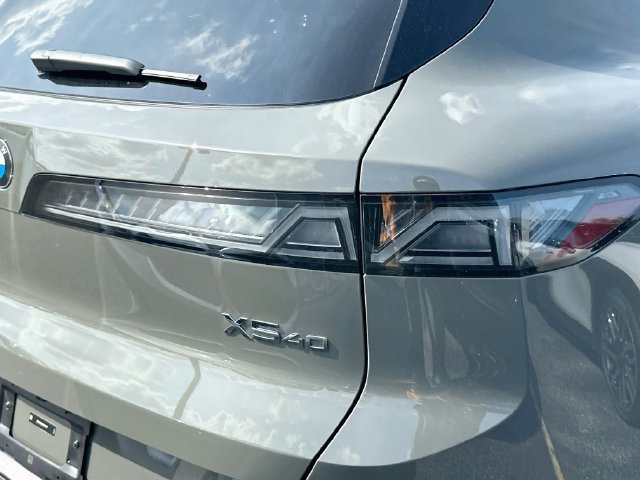 New 2027 Gray BMW Xdrive40i image 19